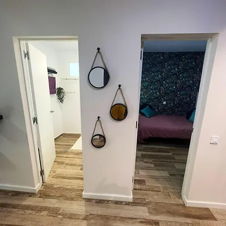 Spacious In Palmas Air Conditioned 80 M² Parking Apartment
